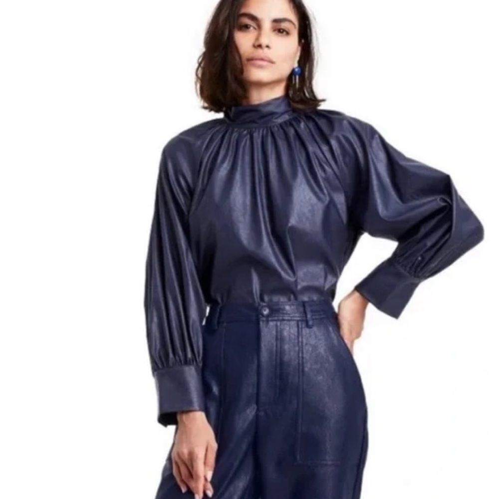 Rachel Comey Women's Blue and Navy Blouse faux leather small